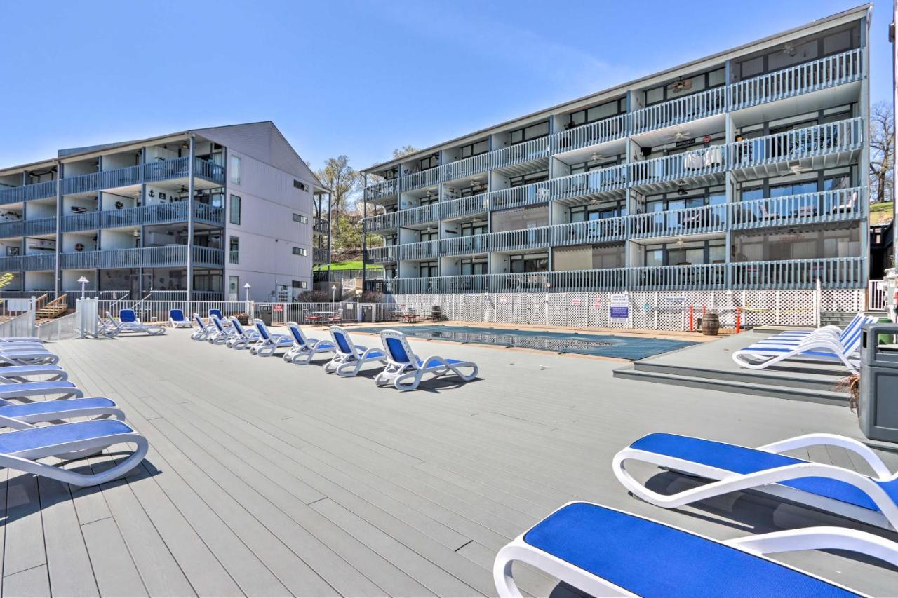 Osage Beach Condo With Lake Of The Ozarks Views Exterior photo